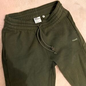 TNA Sweatfleece- cozy fleece boyfriend fit 💚